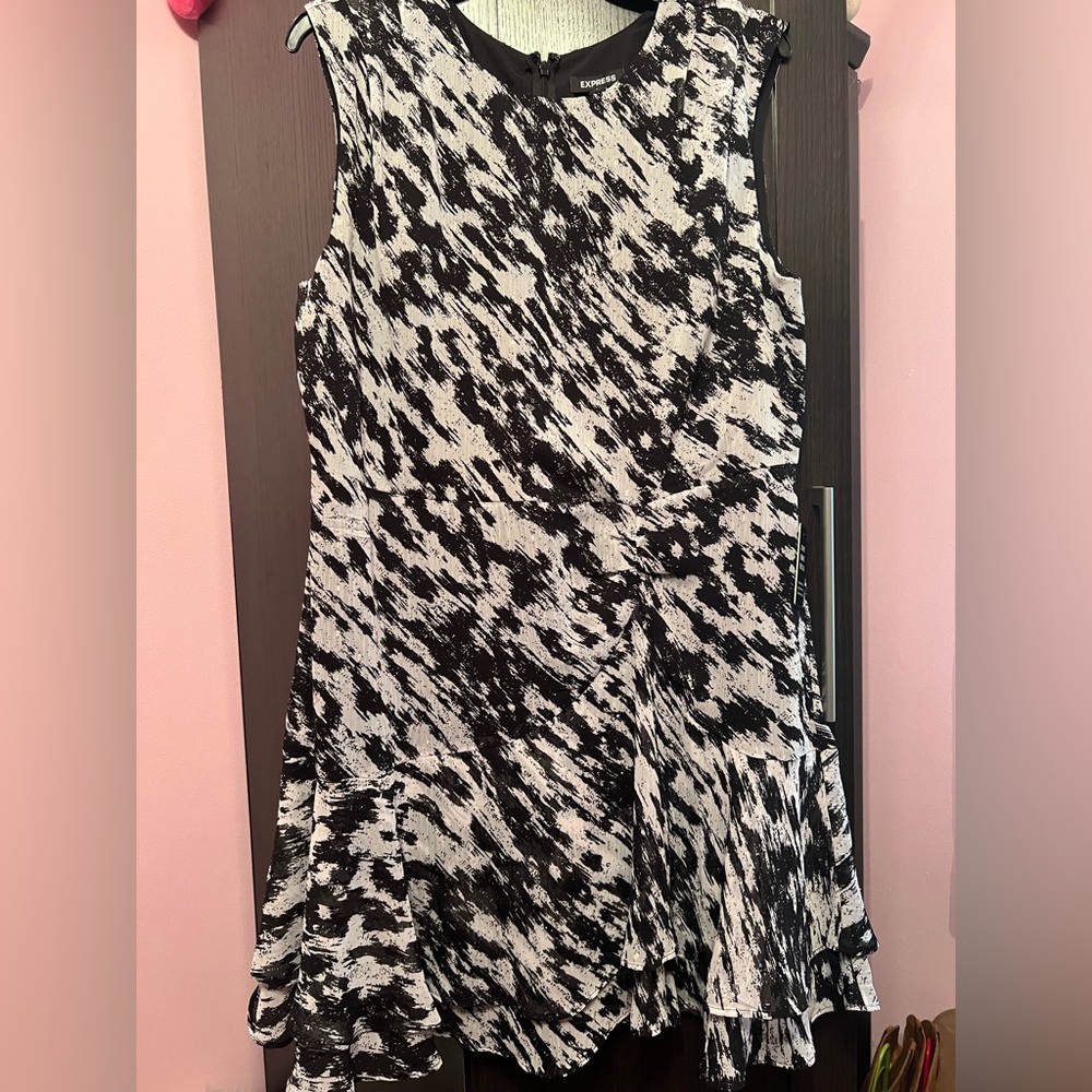 Express Monochrome Abstract Dress